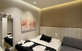 Premium City Studio & Suite